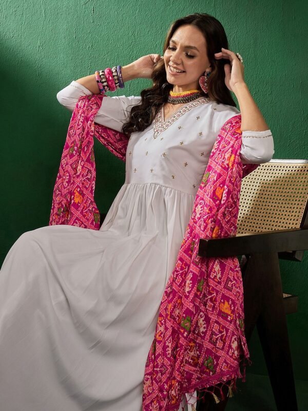 Womens White Anarkali Kurta Set – With Pink Printed Dupatta